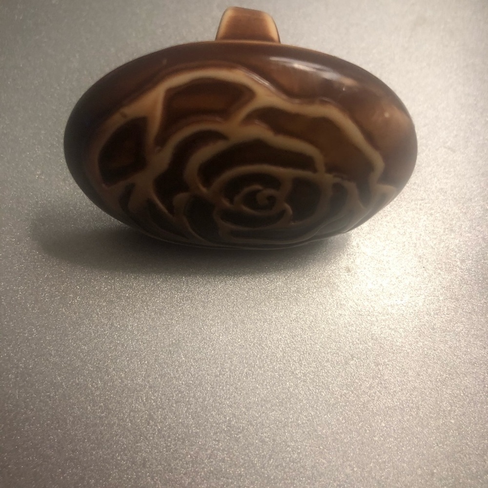 Simply Cute Brown Flower Ring
